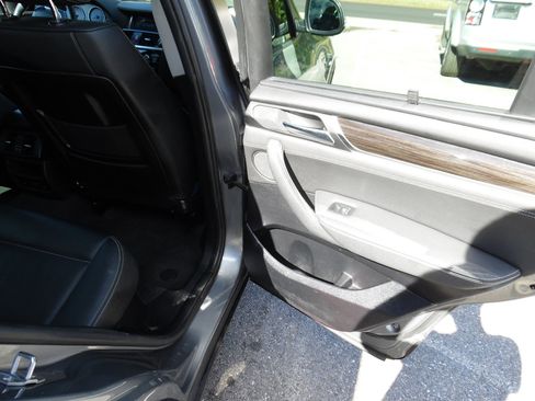 Used 2016 BMW X3 xDrive28i image 19