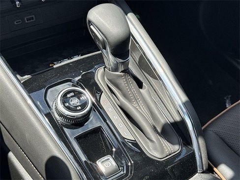 New 2025 GMC Canyon AT4 w/ Nightfall Edition image 20