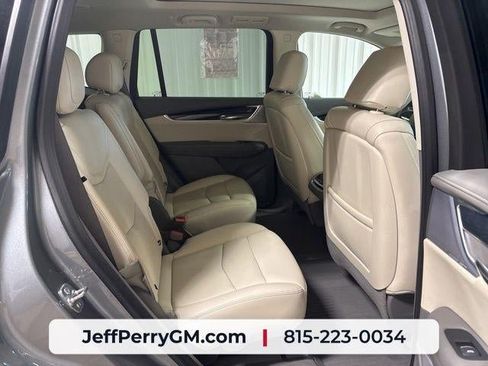 Used 2024 Cadillac XT6 Premium Luxury w/ Technology Package AWD/4WD image 25