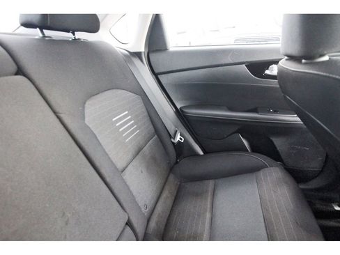 Used 2019 Kia Forte S image 13