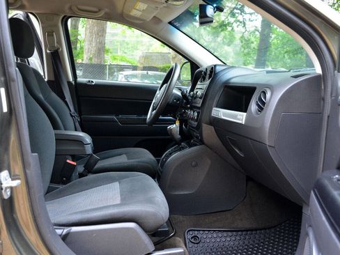 Used 2016 Jeep Compass Sport w/ Power Value Group image 9