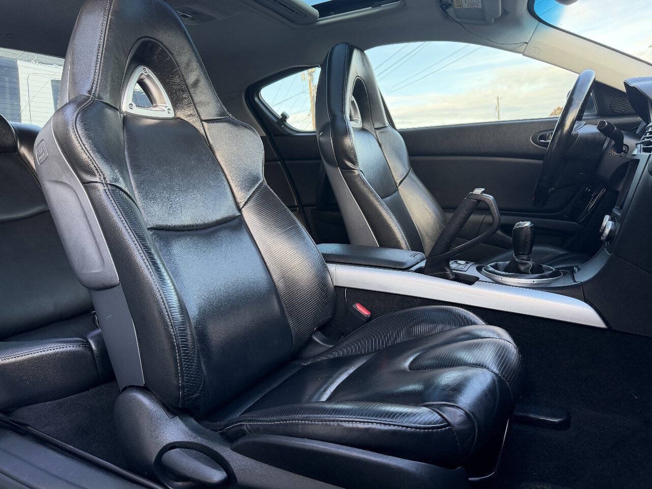 Used 2004 MAZDA RX-8 w/ MT Grand Touring Pkg RWD image 17
