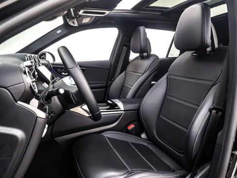 Certified 2025 Mercedes-Benz GLC 300 GLC 300 SUV image 19