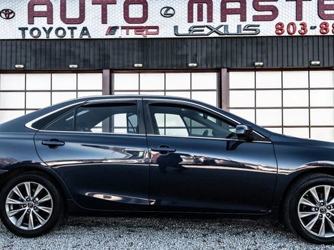 Used 2015 Toyota Camry XLE image 22