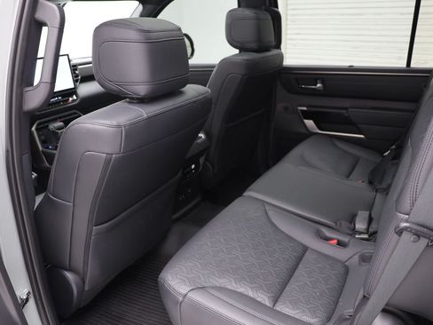 Used 2025 Toyota Sequoia Limited AWD/4WD image 11