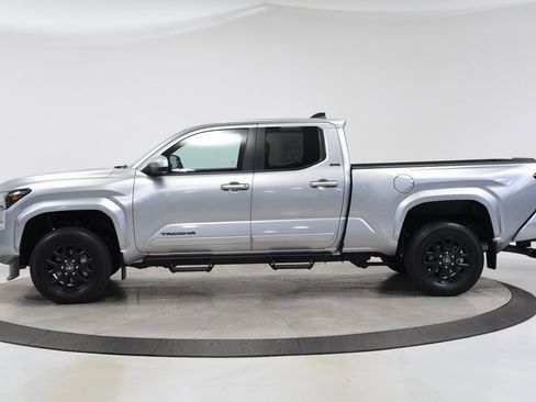 Used 2024 Toyota Tacoma SR5 image 5