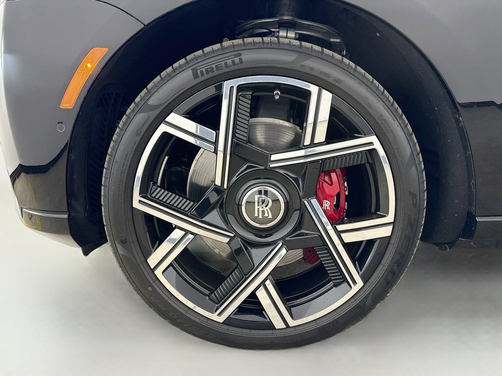 Used 2026 Rolls-Royce Cullinan Black Badge AWD/4WD image 52