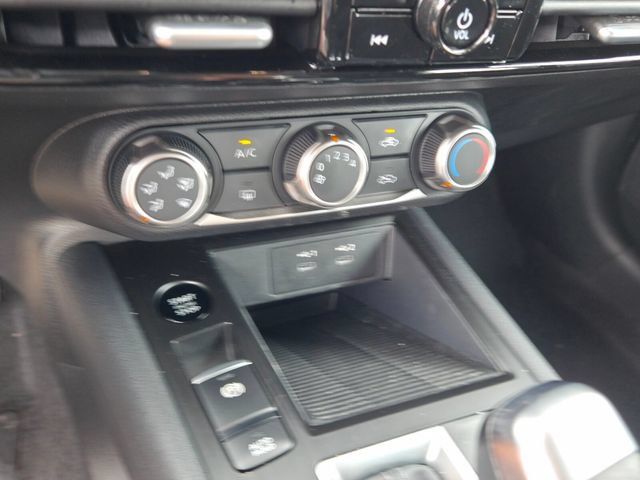 Used 2026 Nissan Kicks S FWD image 21