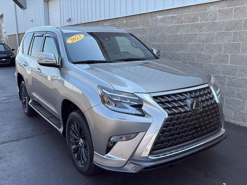 Used 2023 Lexus GX 460 Premium image 2