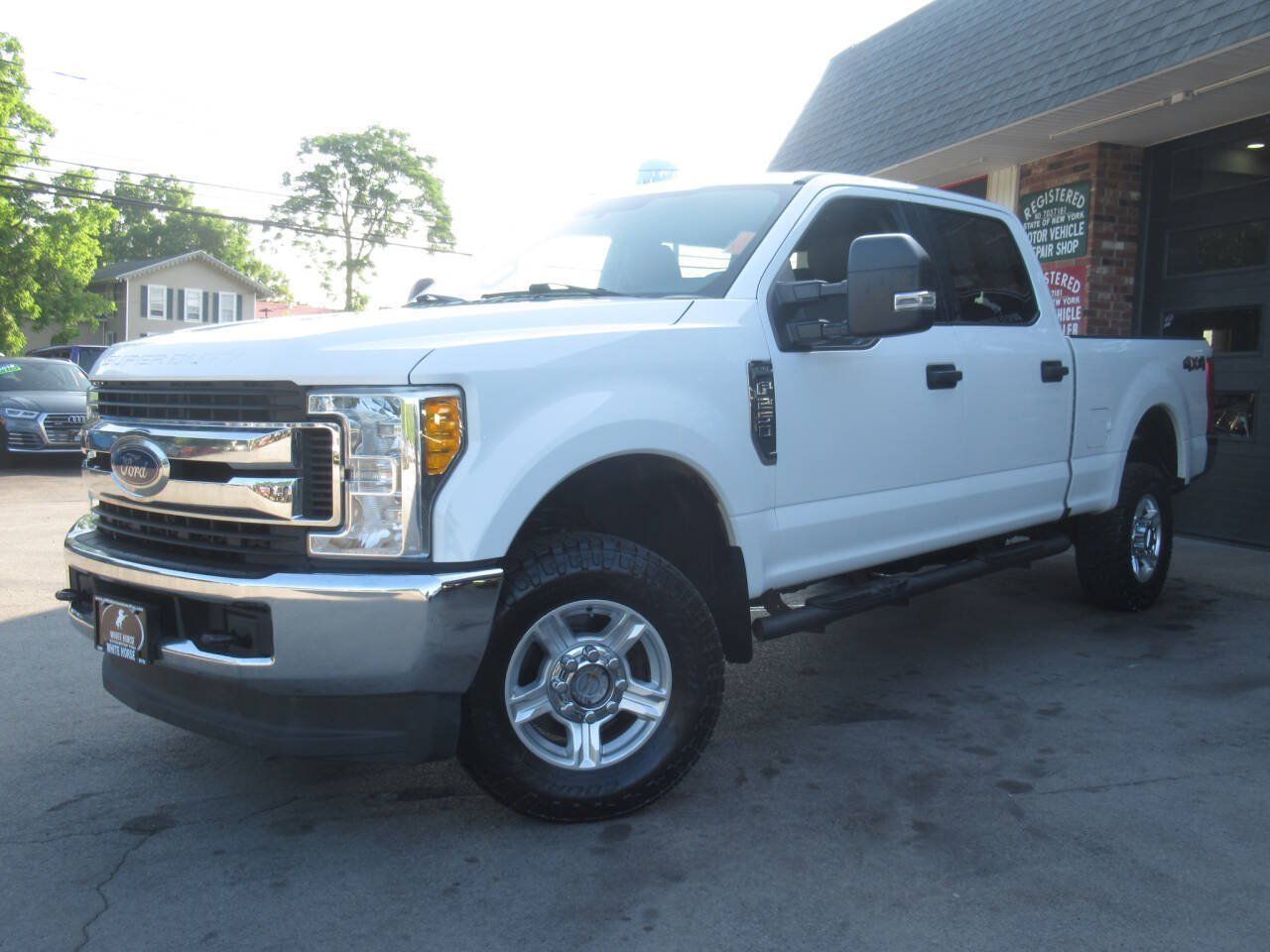Used 2017 Ford F250 XLT AWD/4WD image 19