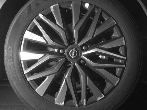 Used 2025 Nissan Altima 2.5 SV image 13