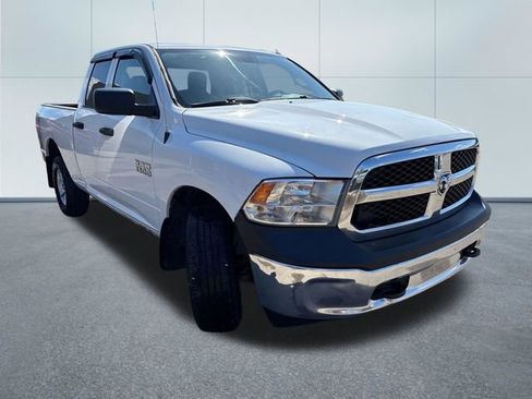 Used 2018 RAM 1500 ST w/ SXT Appearance Group AWD/4WD image 5
