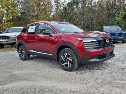 New 2026 Nissan Kicks SV w/ SV Premium Package image 2