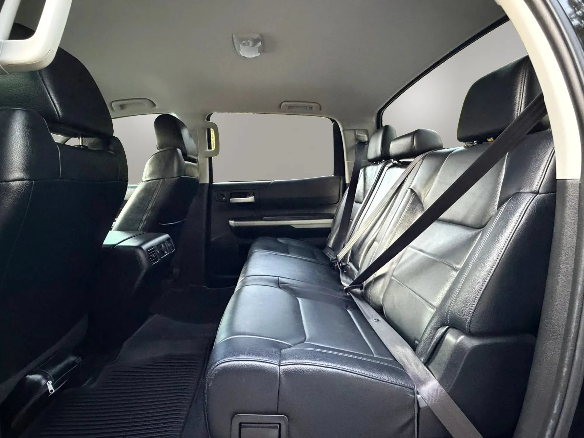 Used 2021 Toyota Tundra SR5 w/ SR5 Leather Package RWD image 11