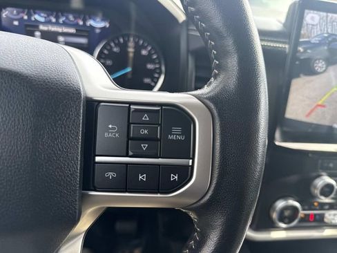 Used 2024 Ford Expedition Max XLT image 31