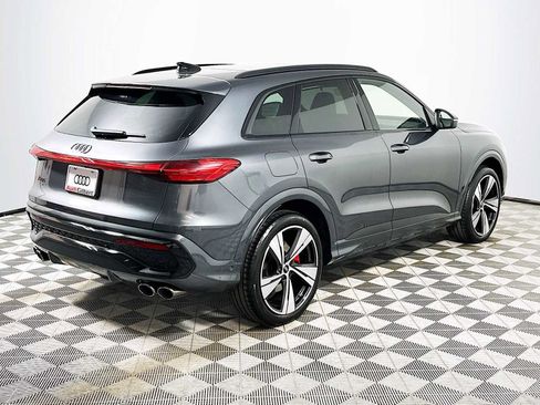 New 2025 Audi SQ5 Prestige image 7