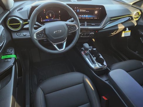 New 2026 Chevrolet Trax ACTIV w/ Driver Confidence Package image 18