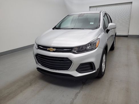 Used 2021 Chevrolet Trax LS w/ Tint and Cruise Package FWD image 15