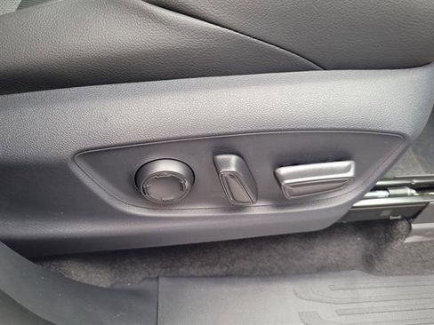 New 2026 Toyota Tacoma Limited image 28