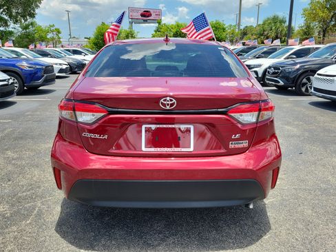 Used 2025 Toyota Corolla LE FWD image 10