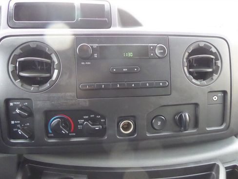 Used 2012 Ford E-350 and Econoline 350 XL image 8