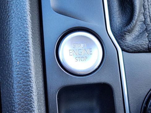 Used 2019 Volkswagen Atlas SEL image 26