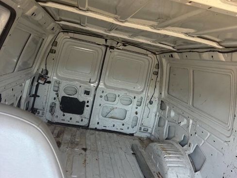 Used 2006 Ford E-250 and Econoline 250 RWD image 11
