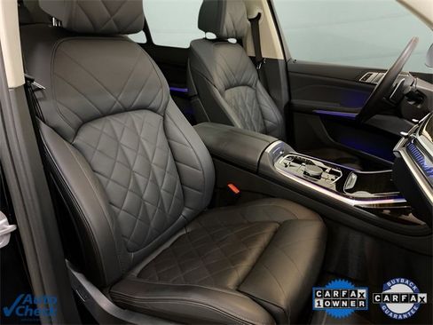 Used 2024 BMW X7 xDrive40i w/ Premium Package image 74