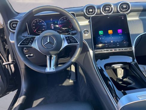 Certified 2025 Mercedes-Benz GLC 300 4MATIC image 10