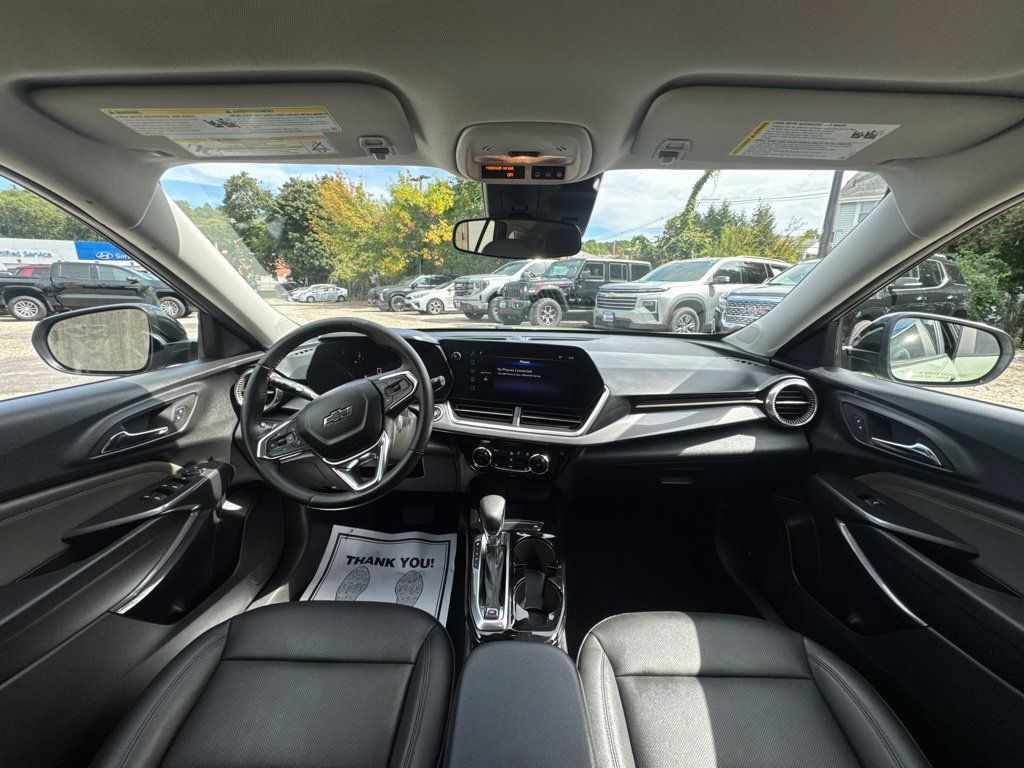 Used 2024 Chevrolet Trax ACTIV FWD image 22
