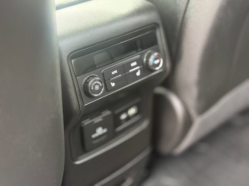 Used 2023 GMC Acadia AT4 w/ Technology Package image 20