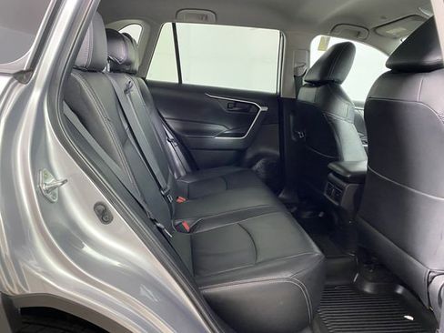 Used 2023 Toyota RAV4 LE AWD/4WD image 9