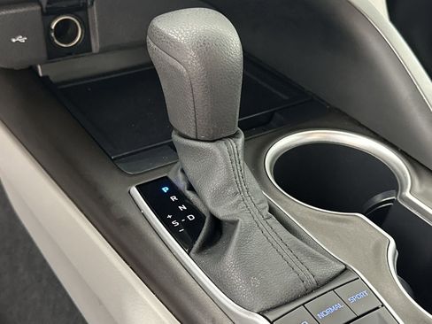 Used 2023 Toyota Camry LE FWD image 20