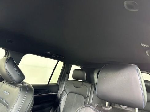 Used 2022 Jeep Grand Cherokee Trailhawk image 12