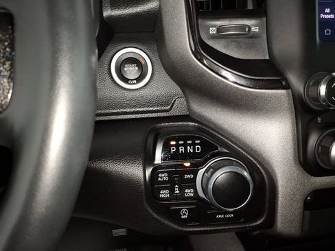 Used 2023 RAM 1500 Big Horn AWD/4WD image 20
