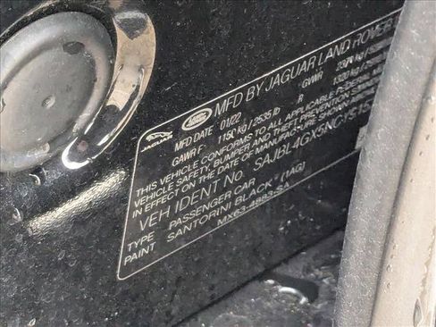 Used 2022 Jaguar XF R-Dynamic SE image 26