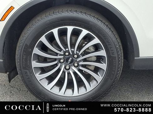 Certified 2024 Lincoln Aviator Reserve w/ Elements Package Plus AWD/4WD image 8
