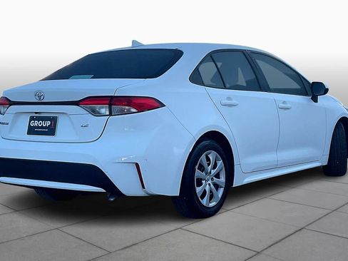 Used 2022 Toyota Corolla LE image 13