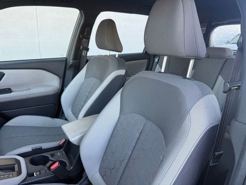 Used 2025 Subaru Forester image 19