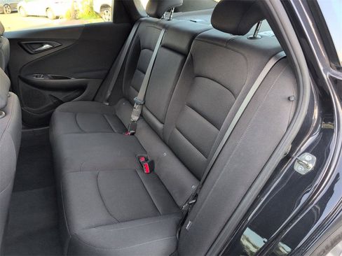 Used 2023 Chevrolet Malibu LT image 29