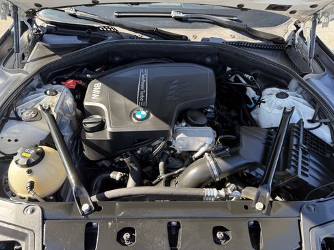 Used 2015 BMW 528i Sedan image 14