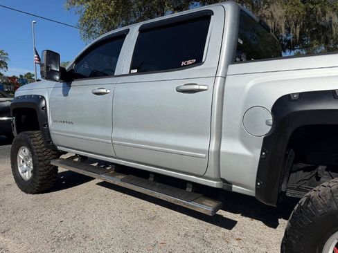 Used 2018 Chevrolet Silverado 1500 LT w/ All Star Edition RWD image 5