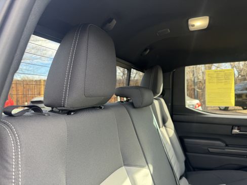 Used 2024 Toyota Tacoma TRD Off-Road w/ TRD Off Road Upgrade Package image 18