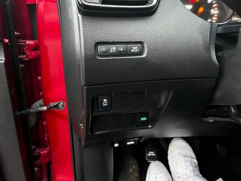 Used 2018 Nissan Rogue Sport S w/ S Appearance Package image 20