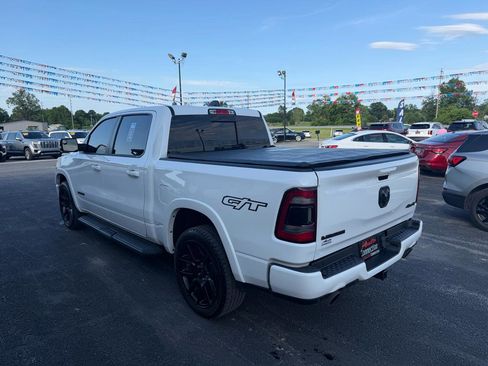 Used 2022 RAM 1500 Laramie AWD/4WD image 7