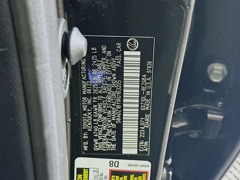 Used 2024 Lexus ES 350 w/ Premium Package image 12