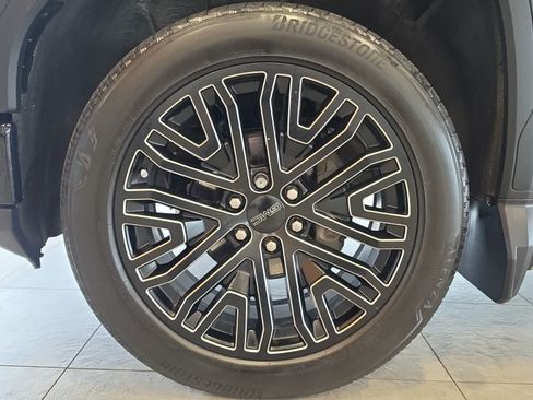 Used 2022 GMC Sierra 1500 Denali Ultimate AWD/4WD image 14