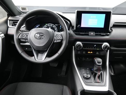 New 2025 Toyota RAV4 SE image 20