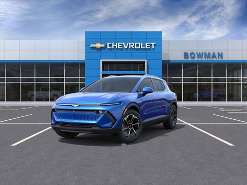 New 2026 Chevrolet Equinox EV LT image 9