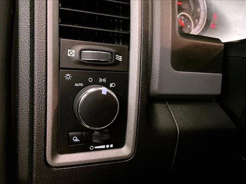 Used 2019 RAM 1500 Tradesman w/ Popular Equipment Group RWD image 28